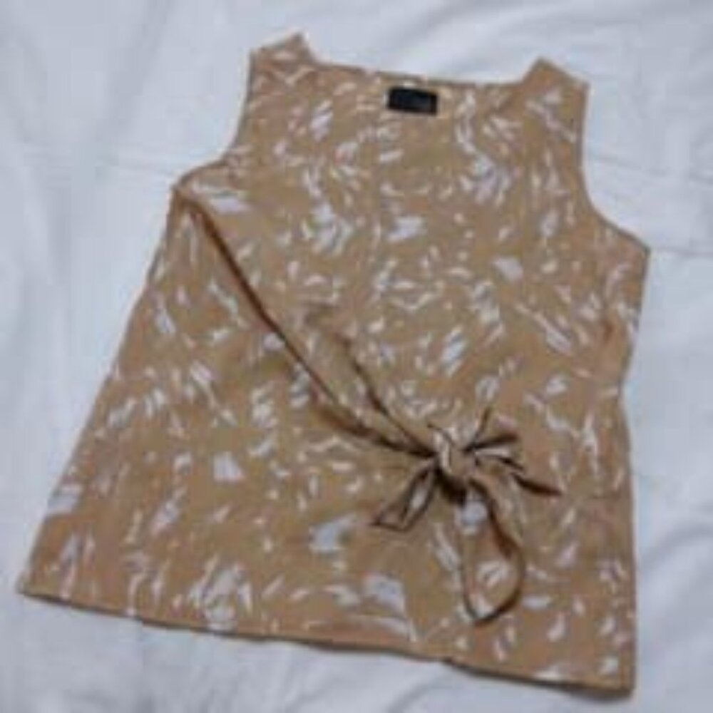 Granta Sleeveless Blouse Patterned - image 7